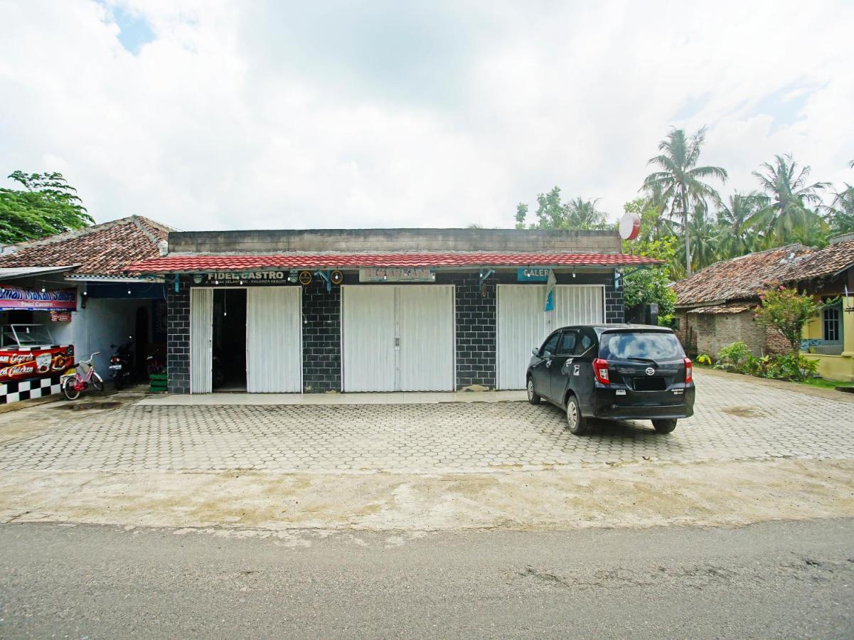 Oyo 90229 Fidel Caestro Homestay Kotadalem Екстериор снимка