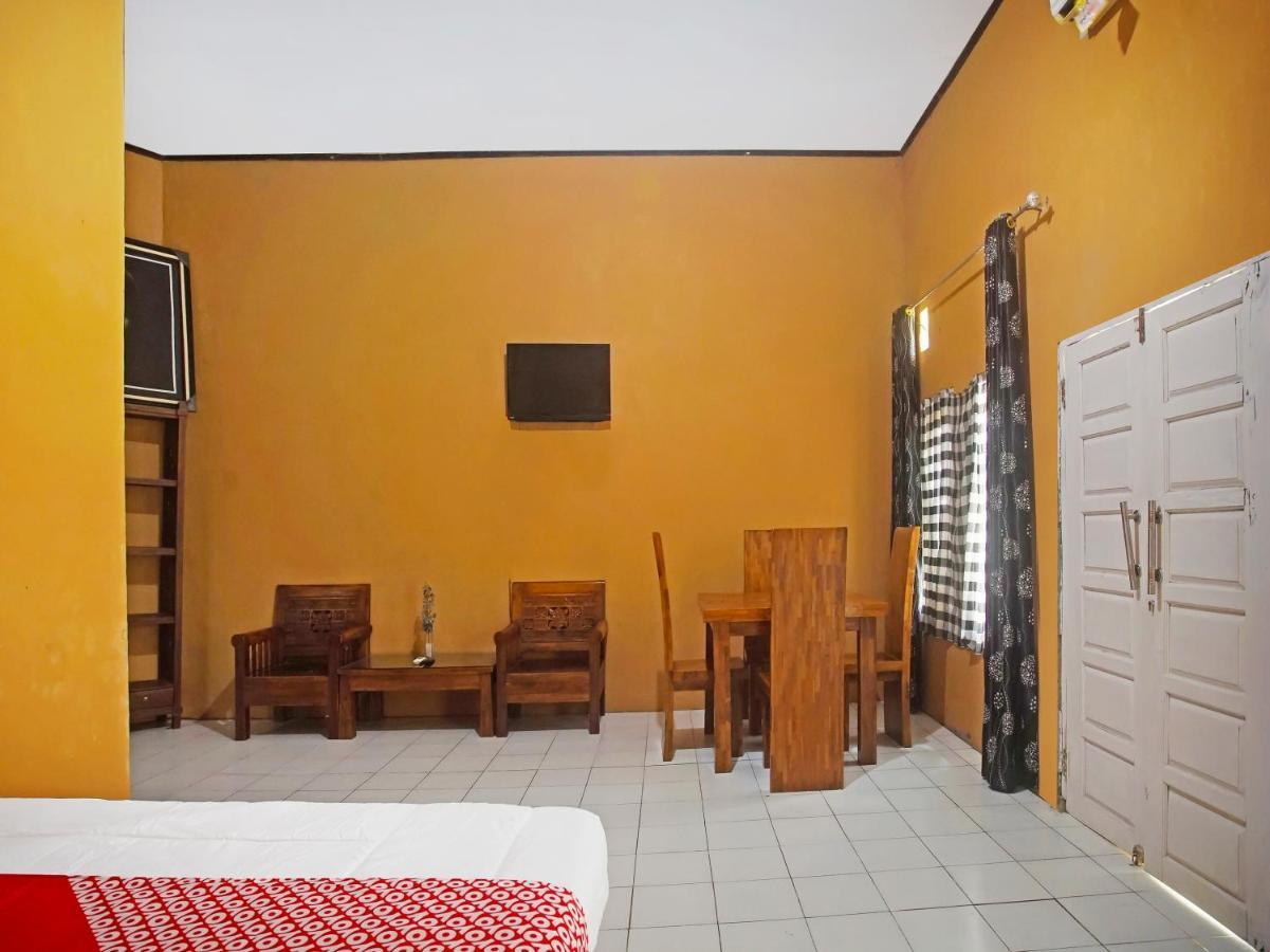 Oyo 90229 Fidel Caestro Homestay Kotadalem Екстериор снимка